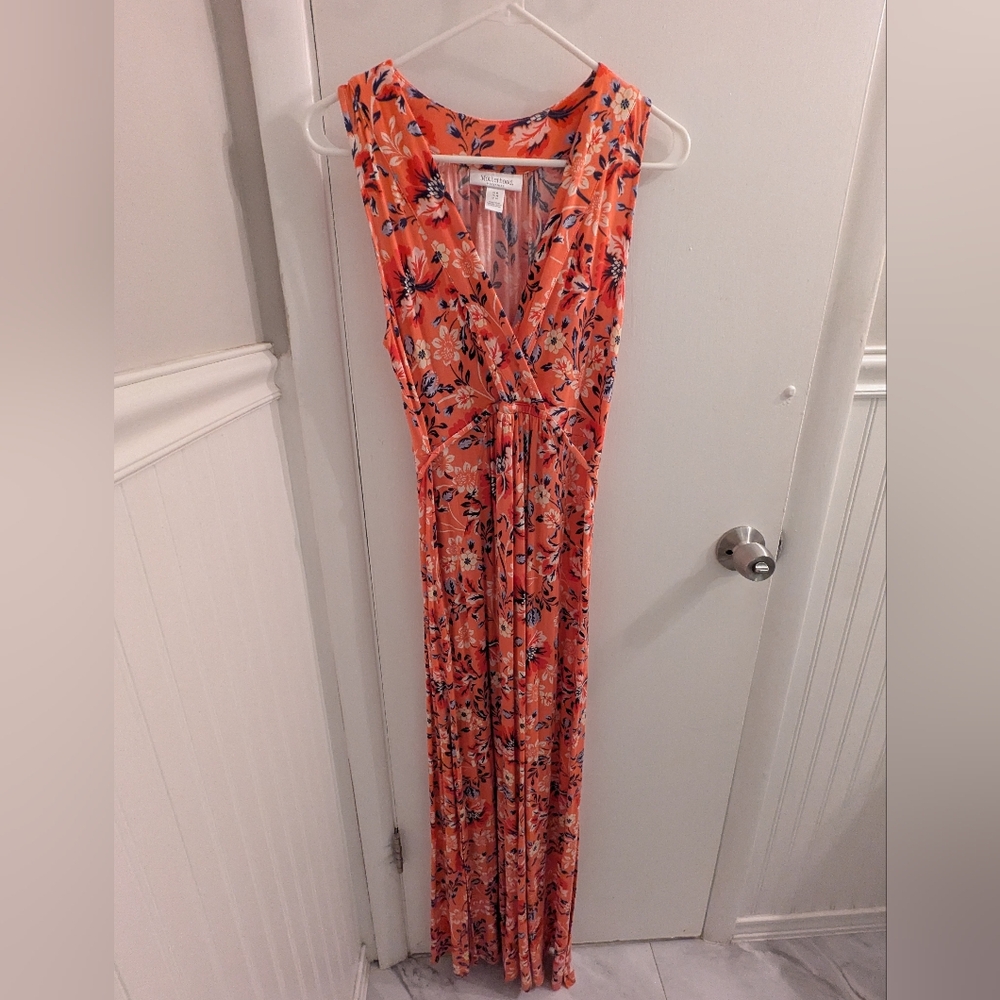 Floral Sleeveless Maxi Dress